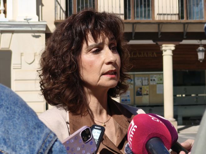 El PSOE exige a Guarinos “que deje de mentir sobre la grúa, porque es ella la única responsable de que el servicio lleve dos años sin contrato