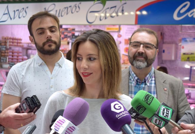 El PSOE pide que el Mercado de Abastos tenga gestión directa, porque así lo aprobó el Pleno