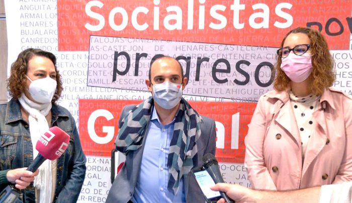 “El PSOE trabaja para defender a Guadalajara mientras que el PP se sirve de Guadalajara para beneficiar a sus intereses de partido en Murcia”