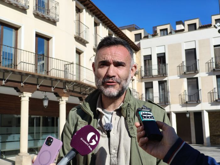 El PSOE reclama a Guarinos que “rectifique, pida las ayudas para climatizar los colegios en el nuevo plazo que da la Junta y no dé la espalda al alumnado”