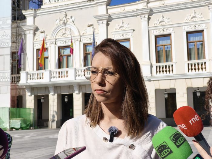 El PSOE denuncia la “deficiente” gestión de Guarinos del servicio municipal del agua, cada vez más caro y con peores prestaciones