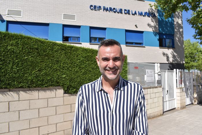 El PSOE acusa a Guarinos de permitir que el alumnado “se ase de calor en las aulas, que parecen hornos”, y no pida las ayudas para climatización