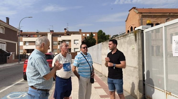 Guarinos permite que el centro social del Cuartel del Henares lleve cerrado mes y medio por una avería del aire y priva de su uso al vecindario