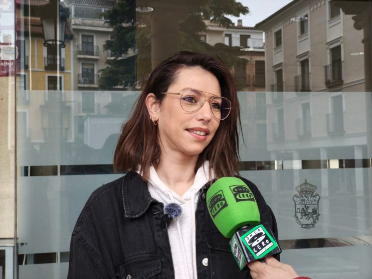 Guarinos refrenda que 2023 se cerró con superávit, reconociendo que mintió y que Alberto Rojo dejó saneado el Ayuntamiento